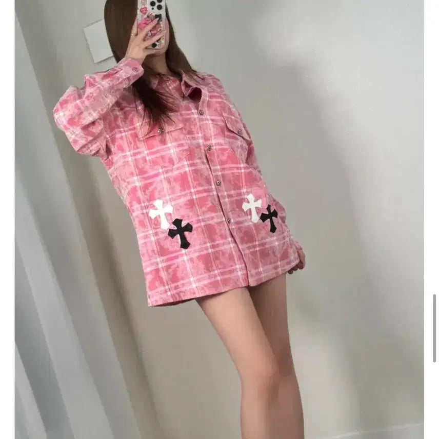 [SOLD OUT] 하이퀄 수입의류 핑크 체크 크로스 패치셔츠