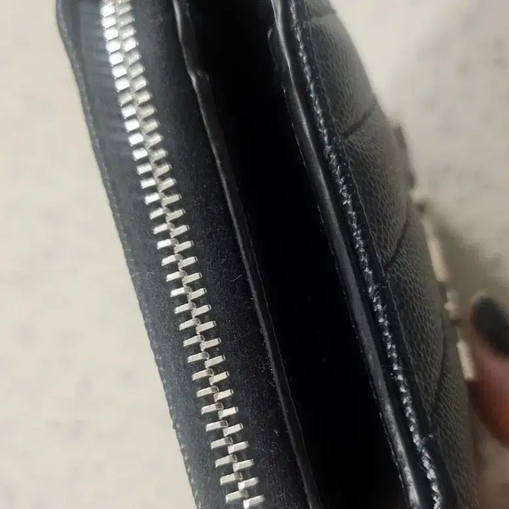 [BUNJANG] Saint Laurent Matelassé Wallet (Black) / 생로랑 마틀라세 반지갑 블랙(정품)