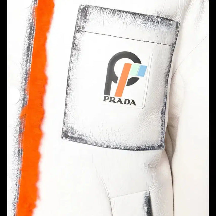 [BUNJANG] Prada 18FW Runway Vintage Look Shearling Jacket / 새상품 여성 프라다 18FW 런어웨이 빈티지룩 양털 무스탕 자켓