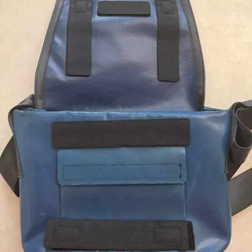 [BUNJANG] Freitag Lassi Messenger Bag / 프라이탁 라씨