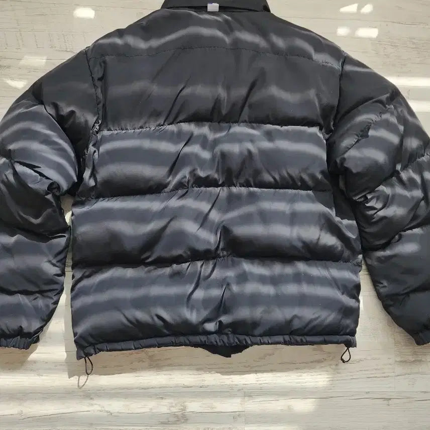 [BUNJANG] VETEZE Black Short Padded Jacket / VETEZE 베테제 블랙 숏 패딩 팜. M(100)사이즈 베떼제 남녀공용