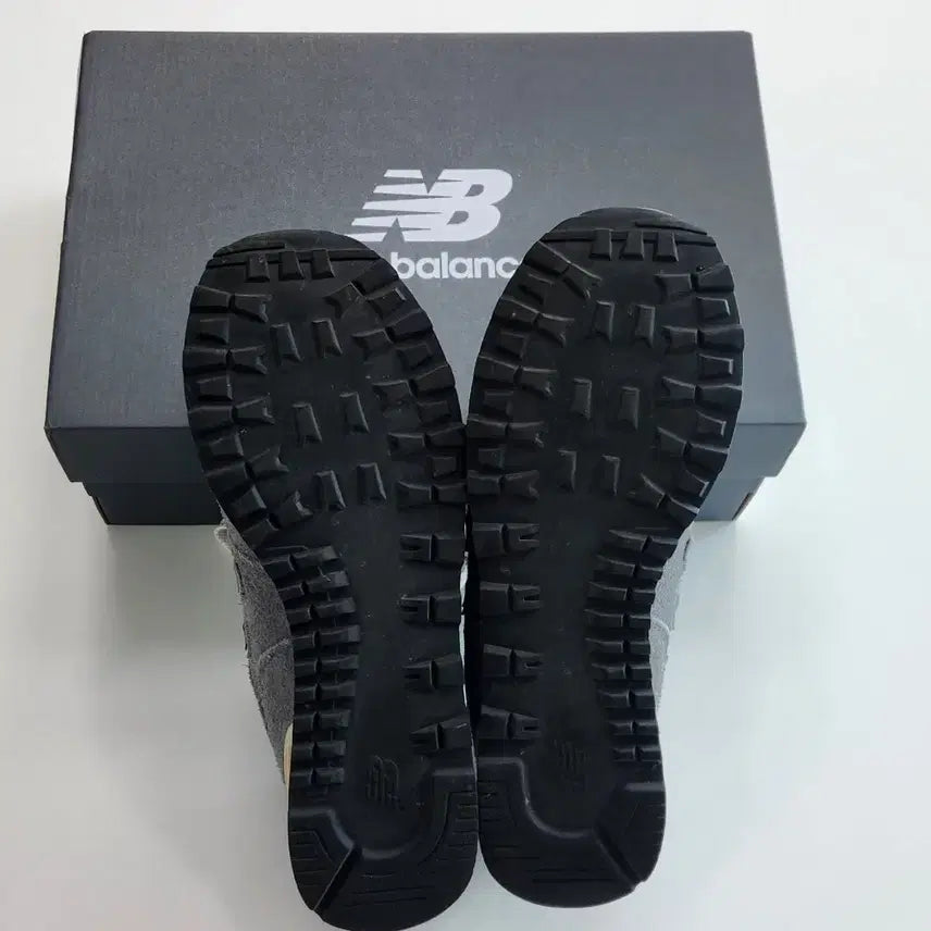 [BUNJANG] New Balance U574GG2 Sneakers / 뉴발란스 포터리 U574GG2