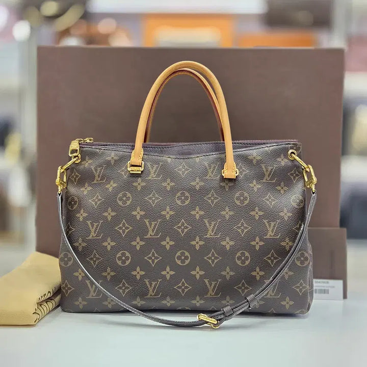 [BUNJANG] Louis Vuitton Monogram Palais MM Tote Shoulder Bag / 루이비통 모노그램 팔라스 mm 토트 숄더백 m40908