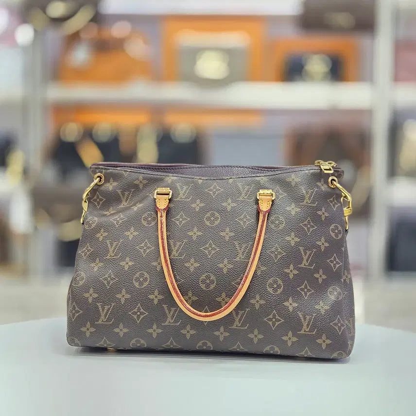 [BUNJANG] Louis Vuitton Monogram Palais MM Tote Shoulder Bag / 루이비통 모노그램 팔라스 mm 토트 숄더백 m40908