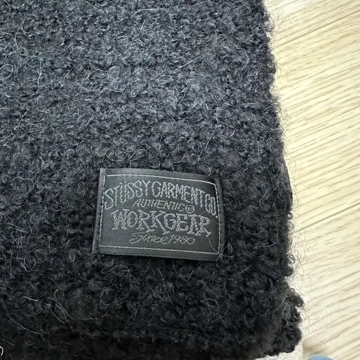 [BUNJANG] Stussy Black Mohair Muffler / Stussy 스투시 블랙 모헤어 머플러
