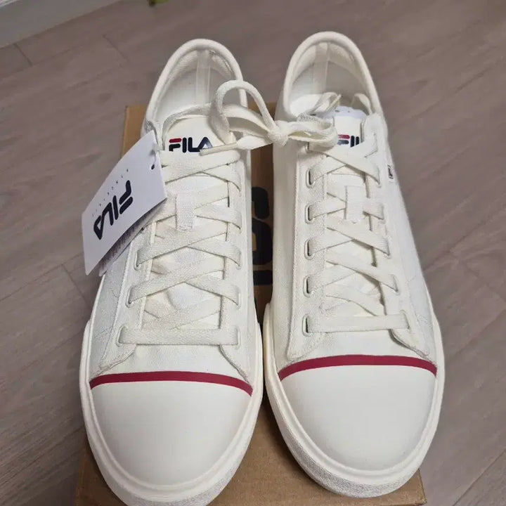 [BUNJANG] Fila Como V2 White Sneakers / 휠라 코모 V2 흰색 270mm 새상품