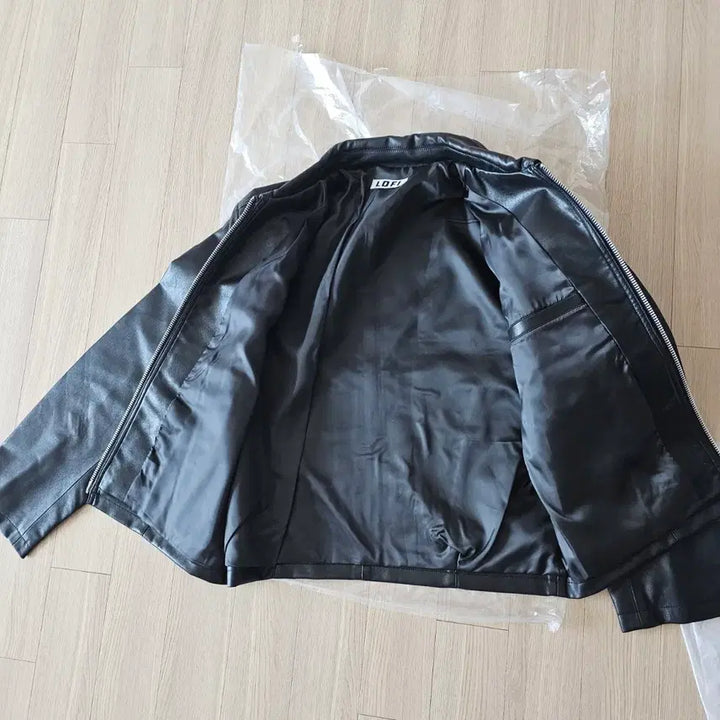 [BUNJANG] LoFi Steady Single Rider Jacket Vegan Leather Black / L 100 새제품) 로파이 스테디 싱글 라이더 자켓 비건레더 가죽 블랙