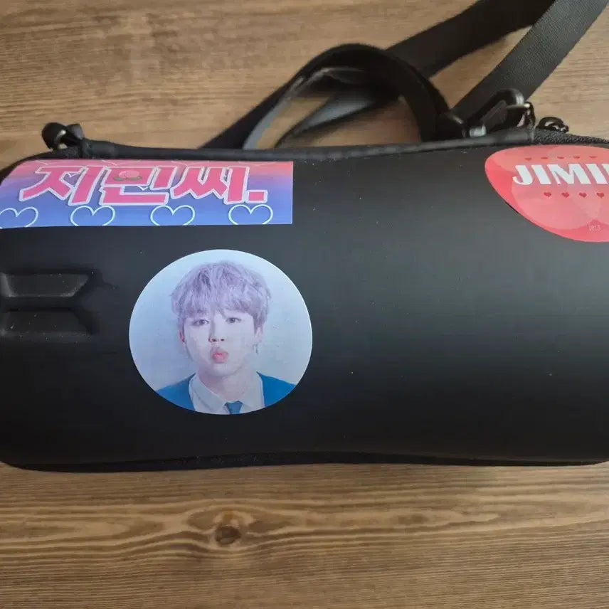 [BUNJANG] BTS (Bangtan Sonyeondan) ARMY Bomb Ver. 3 + Case / 급처)방탕소년단 아미밤 ver3+케이스 BTS 아미밤 판매합니다