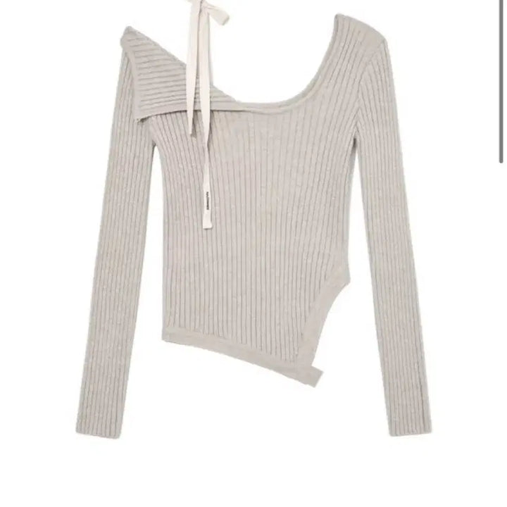[BUNJANG] Glowny Aisa Knit Off-Shoulder (Oatmeal) / 글로니 아이사 니트 오프숄더 (오트밀)
