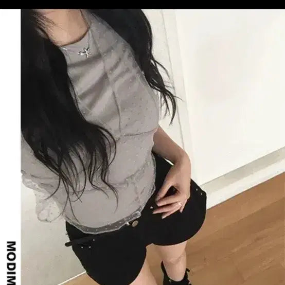 [BUNJANG] Modi Mood Mute Halter Layered Set Gray / 모디무드 뮤트 홀터 반팔 레이어드 세트 그레이