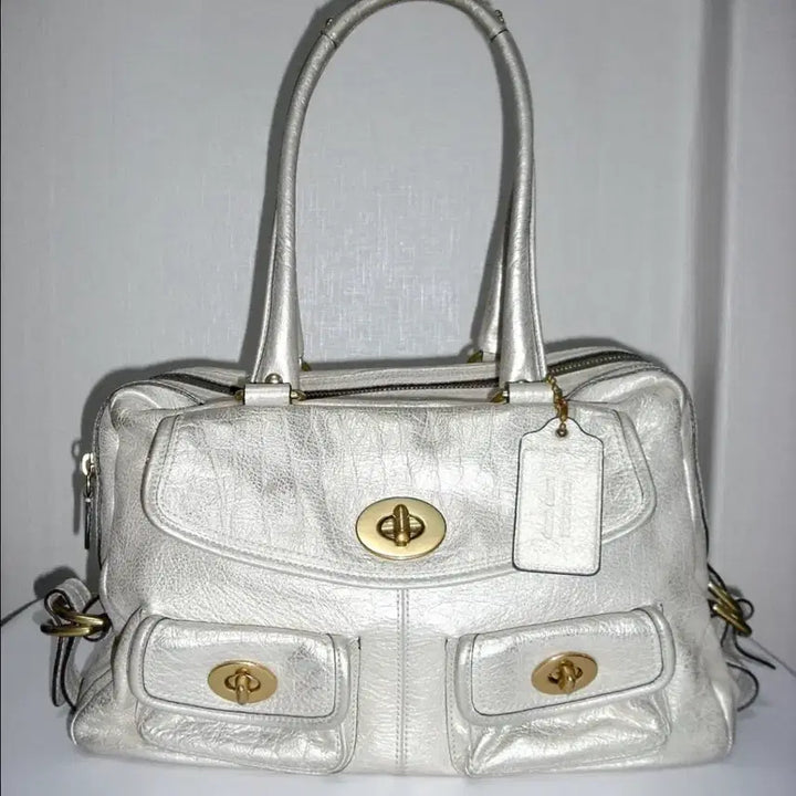 [BUNJANG] Coach Limited Edition Turnlock Shoulder Tote Bag (Silver/Gold/White) / 20s coach 코치 리미티드 숄더백 실버골드 화이트 턴락 토트백
