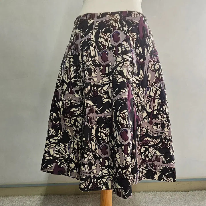[BUNJANG] Time Postmodern Silk Blend Pattern Flare Skirt / 타임 포스트모던 실크 혼방 패턴 플레어 스커트 (61-90)