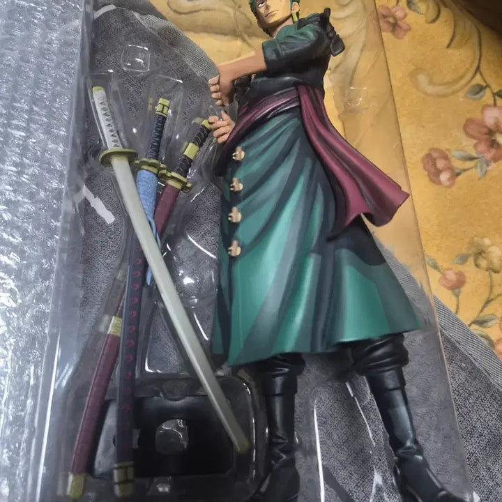 [BUNJANG] Manga Dimension Roronoa Zoro Anime Figure / 정품 조로 망가 디멘션 원피스 만화 피규어