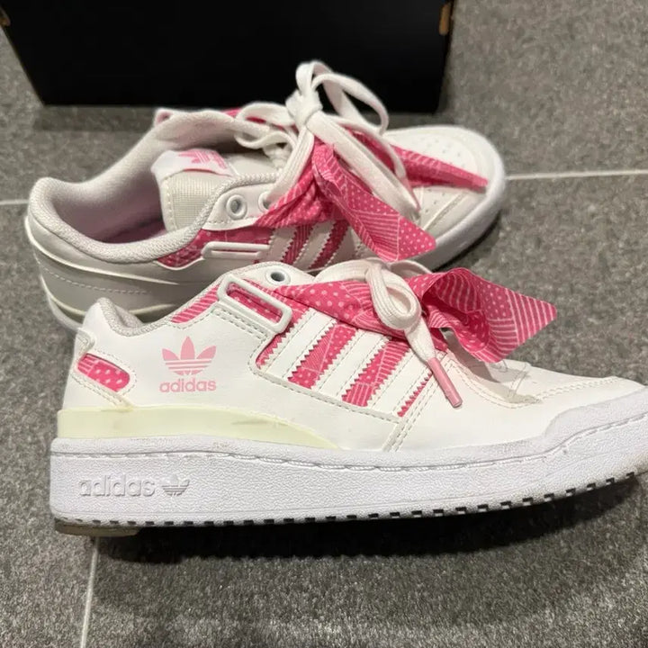 [BUNJANG] Adidas Forum Low GS Ribbon Pink Sneakers / 아디다스 정품 포럼로우 GS 리본핑크 230사이즈