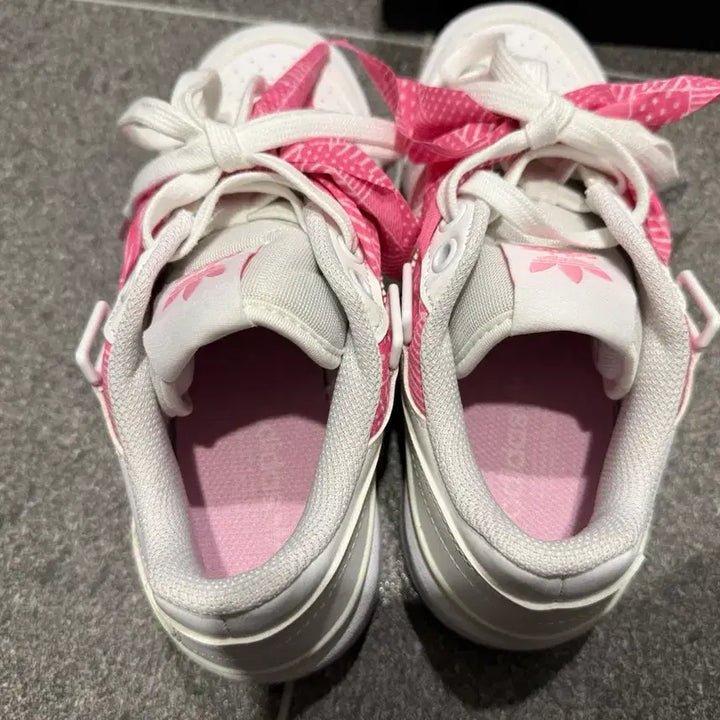 [BUNJANG] Adidas Forum Low GS Ribbon Pink Sneakers / 아디다스 정품 포럼로우 GS 리본핑크 230사이즈