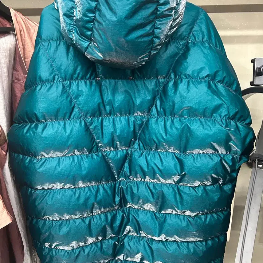 [BUNJANG] Itzy Itzy Emerald Goose Down Padding / 이태리 아이레인 에메랄드 구스다운 패딩 M 남녀공용