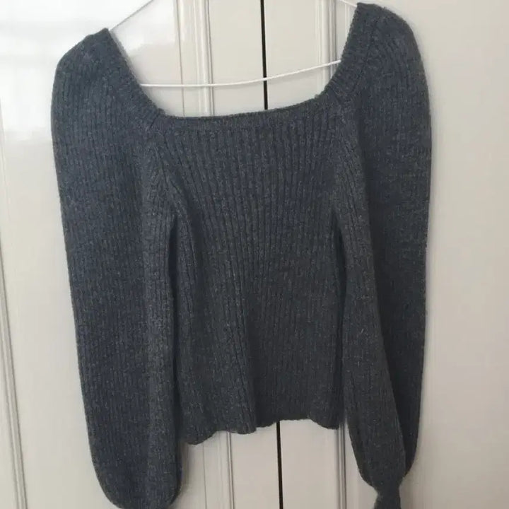 [BUNJANG] Puff Ribbed Knit Charcoal Top / 퍼프 골지 니트 차콜