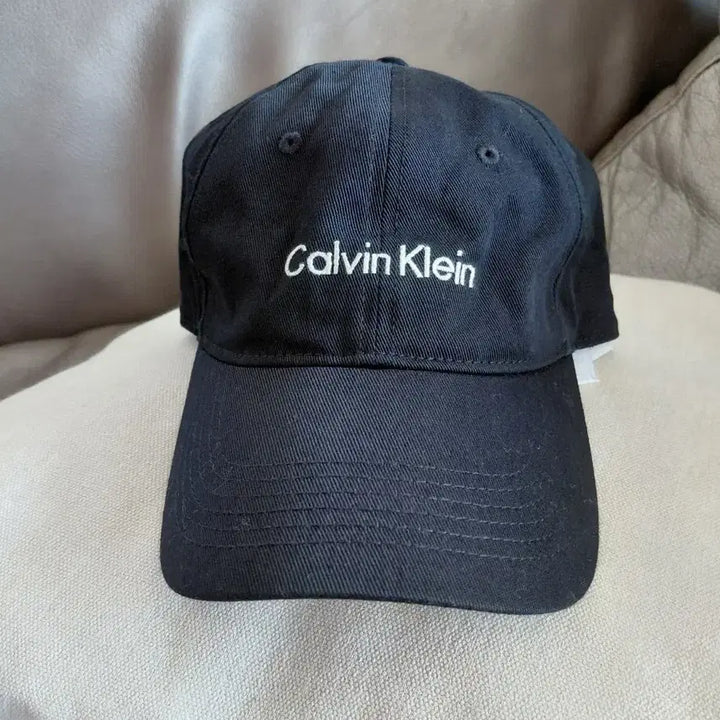 [BUNJANG] Calvin Klein Unisex Black Ball Cap / [미사용] 캘빈클라인 남녀공용 볼캡