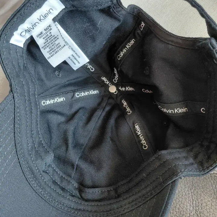 [BUNJANG] Calvin Klein Unisex Black Ball Cap / [미사용] 캘빈클라인 남녀공용 볼캡