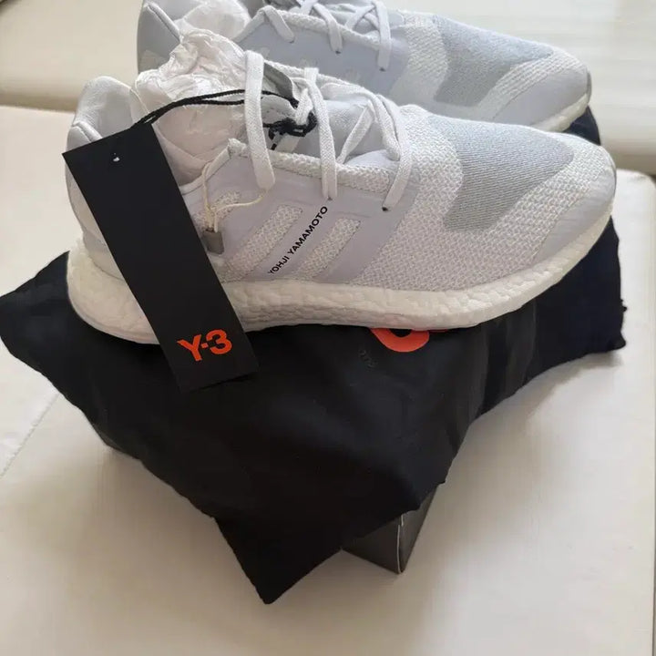 [BUNJANG] Y-3 Adidas Pureboost Triple White Sneakers / Y-3 Pureboost (요지 야마모토 아디다스) 260 새상품