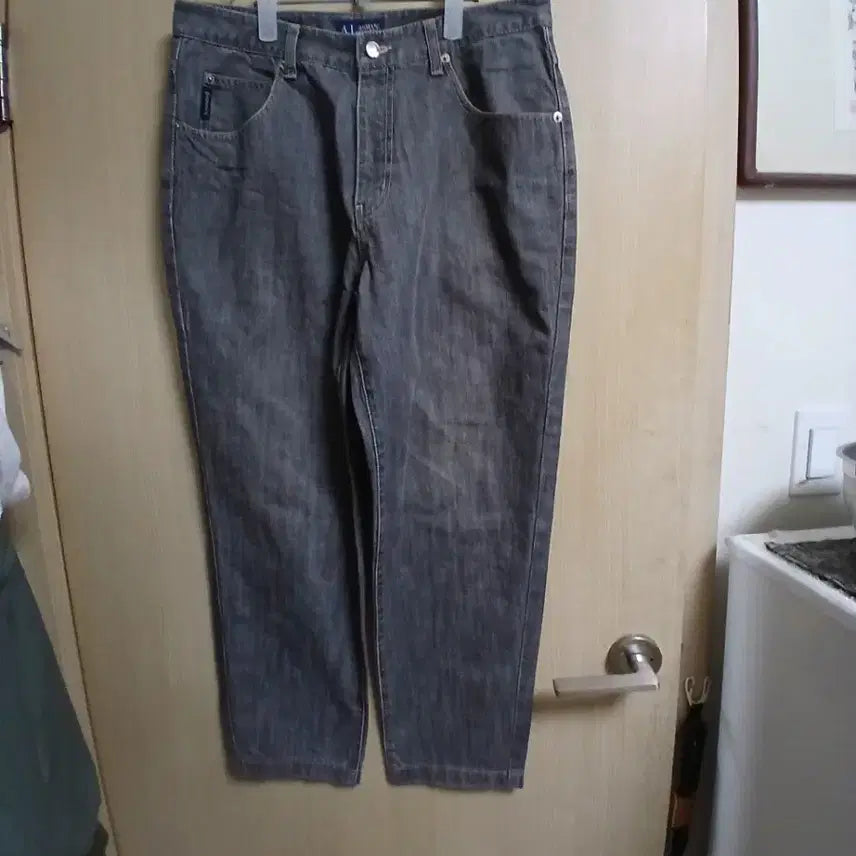 [BUNJANG] Denim Jeans Size 34 / 알마니,그레이.데님청바지.A급ㅡ34사이즈,택포