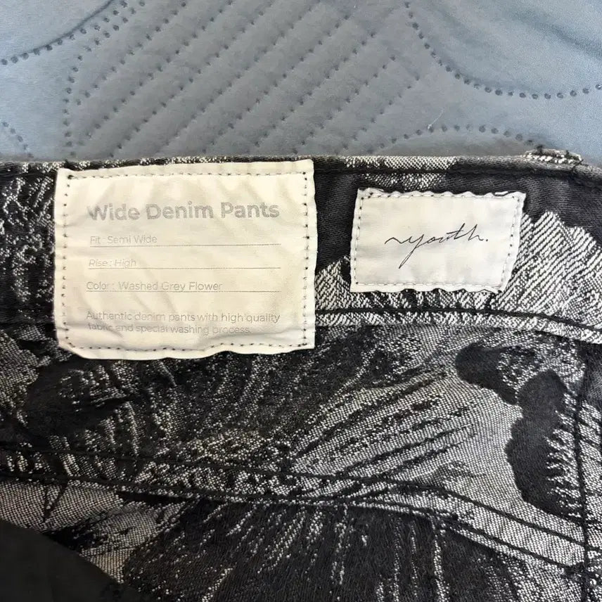 [BUNJANG] Youth Flower Denim / 유스 플라워 데님