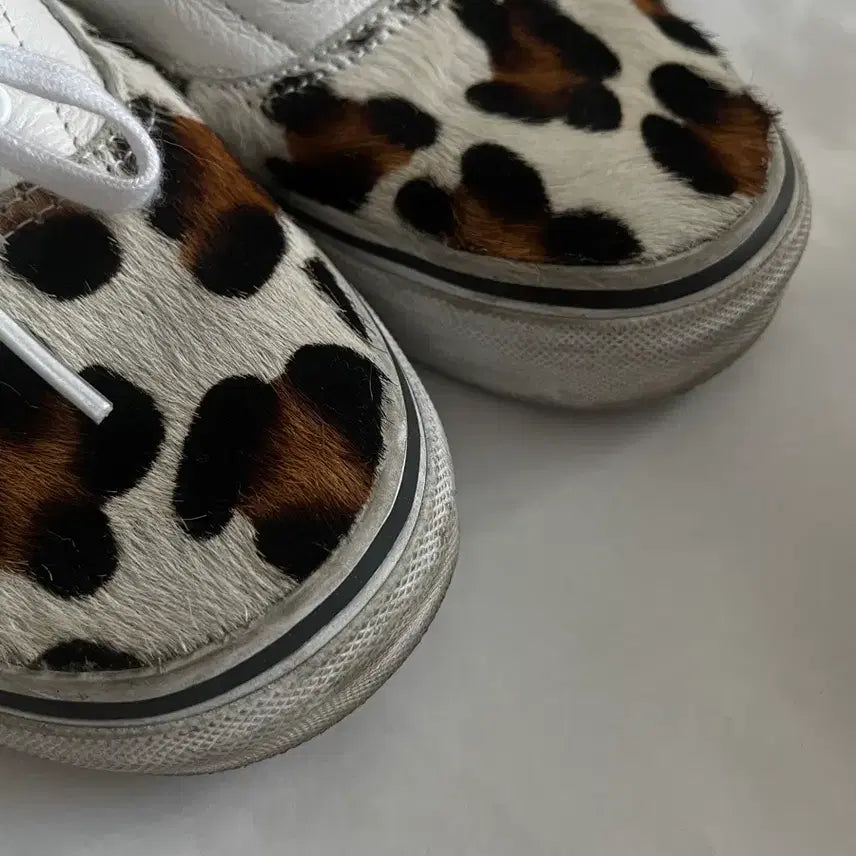 [BUNJANG] Vans Era Leopard True White Sneakers / Vans 반스 에라 레오파드 트루 화이트(230) vn0a38fru8j