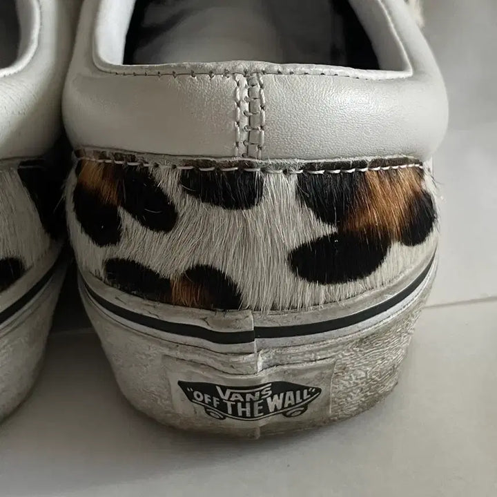 [BUNJANG] Vans Era Leopard True White Sneakers / Vans 반스 에라 레오파드 트루 화이트(230) vn0a38fru8j