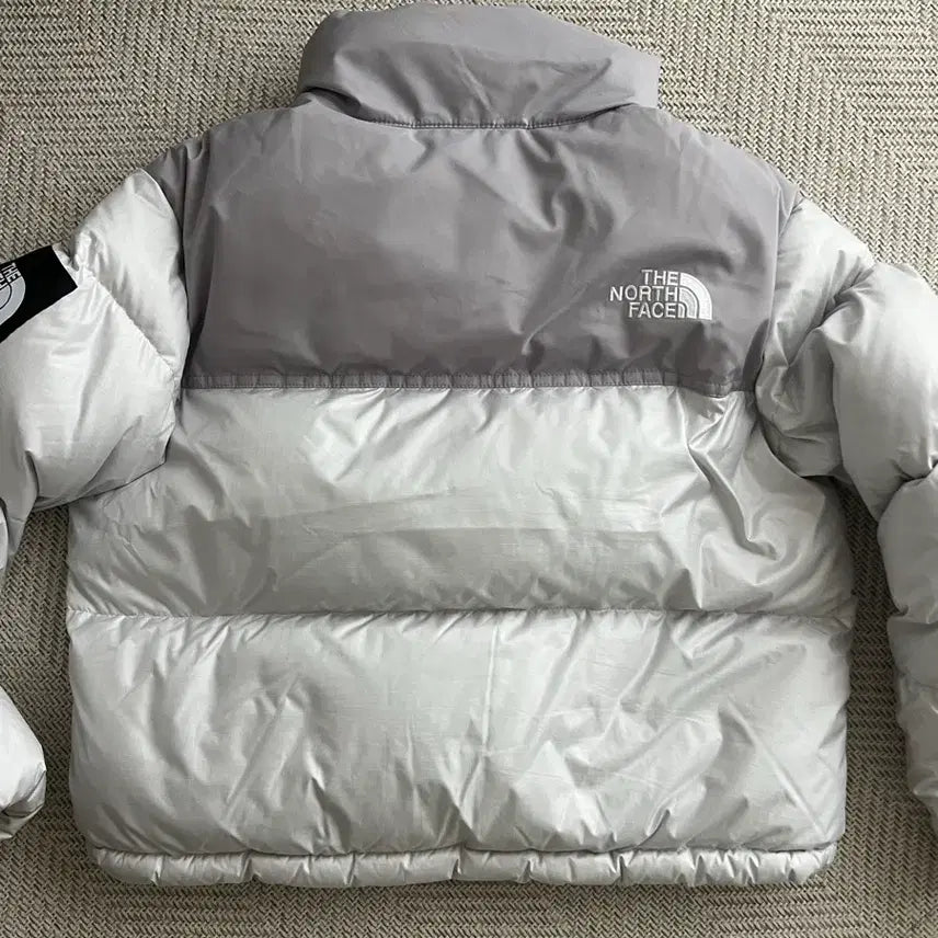 [BUNJANG] The North Face Novelty Nuptse Ice Grey Jacket / 노스페이스 노벨티 눕시 아이스그레이 s NJ1DP85L