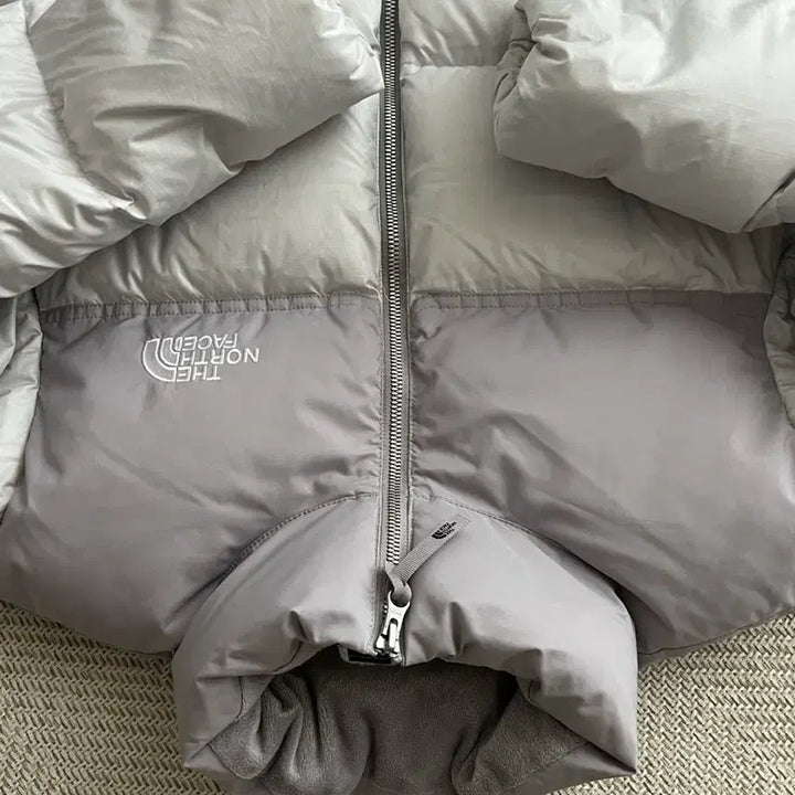 [BUNJANG] The North Face Novelty Nuptse Ice Grey Jacket / 노스페이스 노벨티 눕시 아이스그레이 s NJ1DP85L