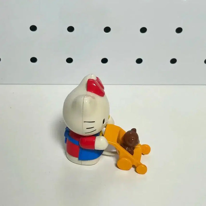 [BUNJANG] Vintage Hello Kitty Wind-up Toy / 고전 키티 태엽토이
