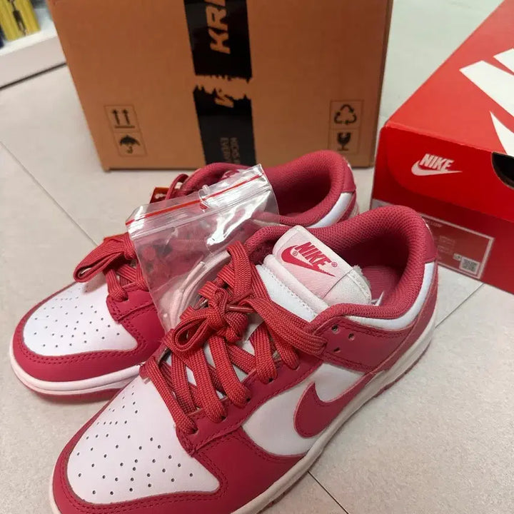 [BUNJANG] Nike Dunk Low Akio Pink Women&