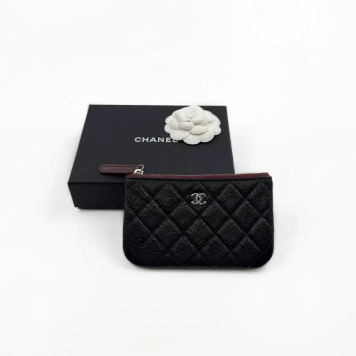 [BUNJANG] Chanel Classic Mini Pouch Black Silver Hardware / 샤넬 클래식 미니 파우치 블랙 은장