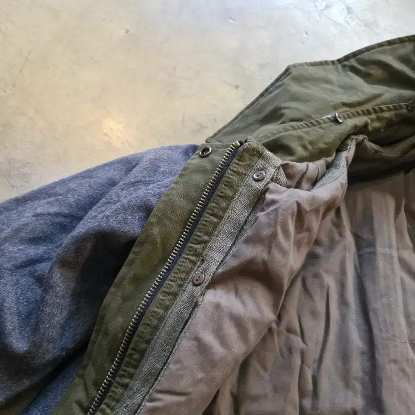 [BUNJANG] Khaki Color Block Parka Padded Jumper / 오늘할인_카키색 배색 야상 패딩 점퍼 새상품 내피있음
