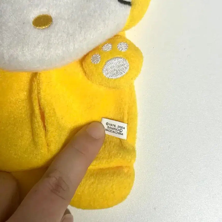 [BUNJANG] Kitty Cat Cover Case Keychain / 고전 키티 고양이 커버 케이스 키링