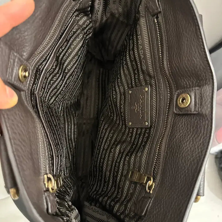 [BUNJANG] Prada Tote Bag (Crossbody Strap Missing) / 정품 프라다 토트백 가방 크로스끈분실 가로32 원단변색