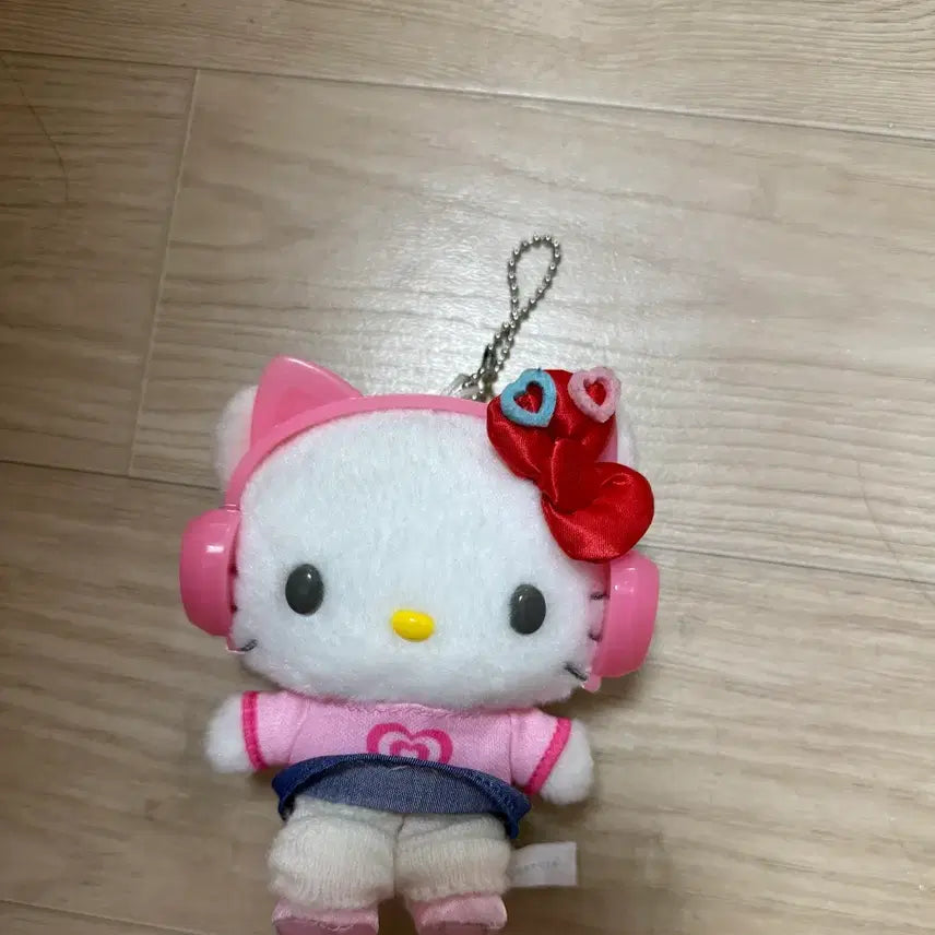 [BUNJANG] Heisei Hello Kitty Plush Keychain / 헤이세이 헬로키티