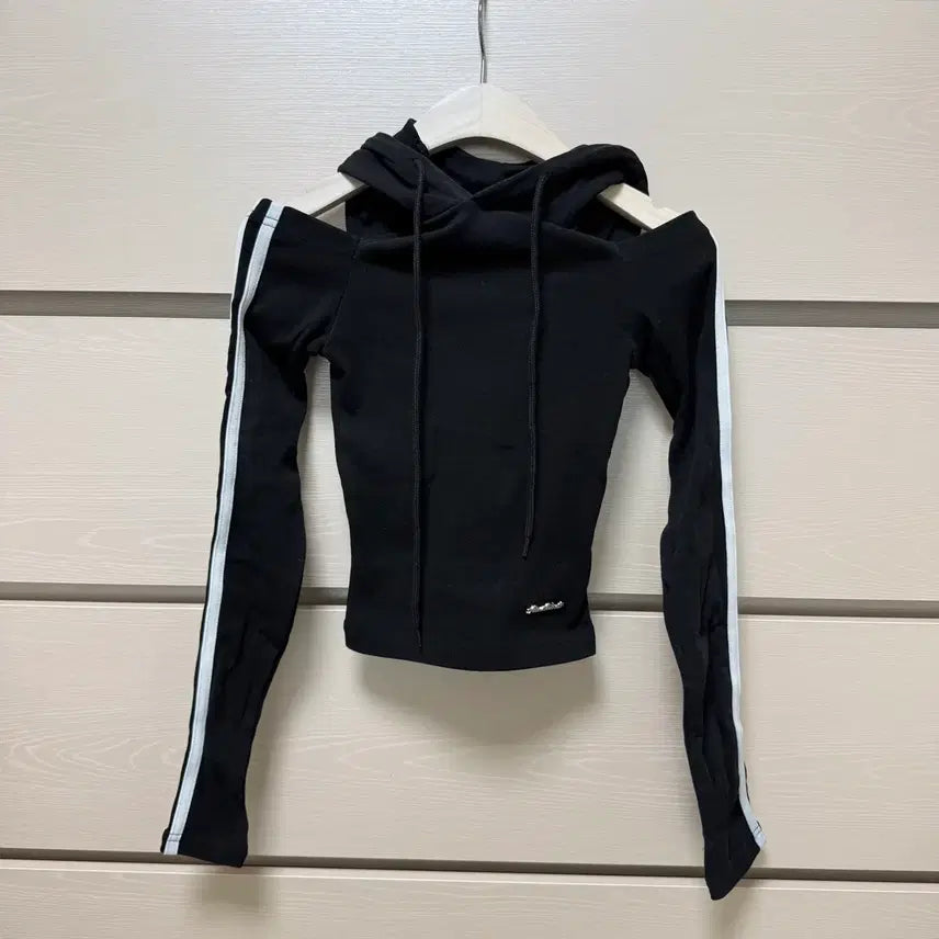 [BUNJANG] Rose Franz Cut Off Hood / [새상품] 로제프란츠 컷 오프 후드 cut off hood