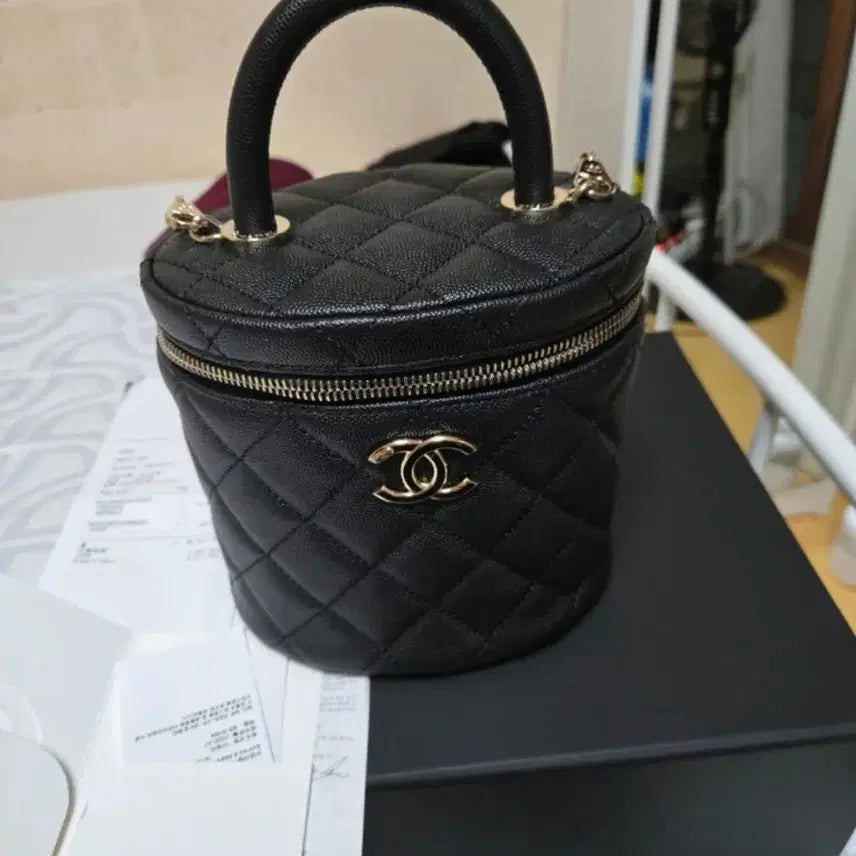 [BUNJANG] Chanel Coco Handle Vanity Bag / 샤넬 코코헨들 베니티백