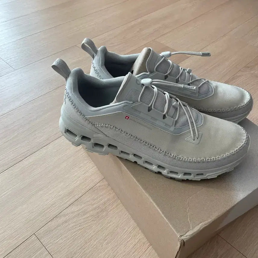 [BUNJANG] Onlearning Cloud Away 2 Sand/Ice Shoes / 온러닝 클라우드어웨이2 샌드/아이스 310