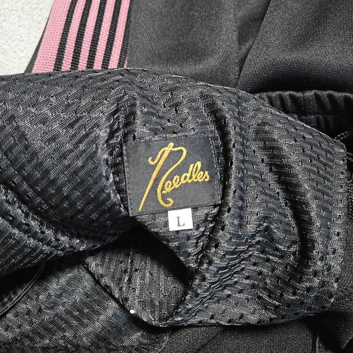 [BUNJANG] Needles Poly Smooth Narrow Track Pants Black (Size L) / 니들스 폴리 스무스 내로우 트랙 팬츠 블랙(L사이즈)