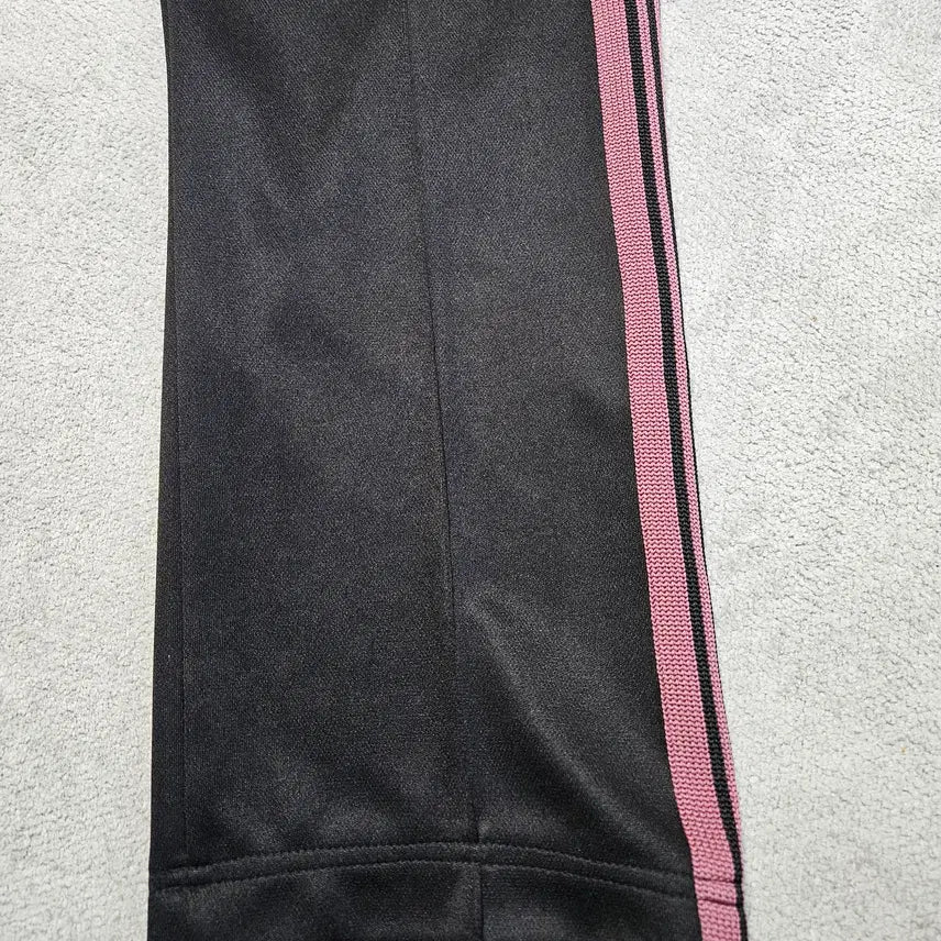 [BUNJANG] Needles Poly Smooth Narrow Track Pants Black (Size L) / 니들스 폴리 스무스 내로우 트랙 팬츠 블랙(L사이즈)