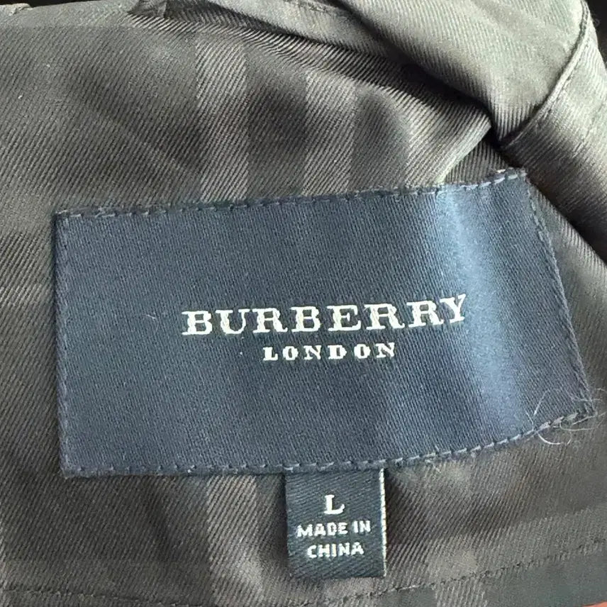 [BUNJANG] Burberry Windbreaker / 버버리 체크무늬 바람막이 윈드브레이커