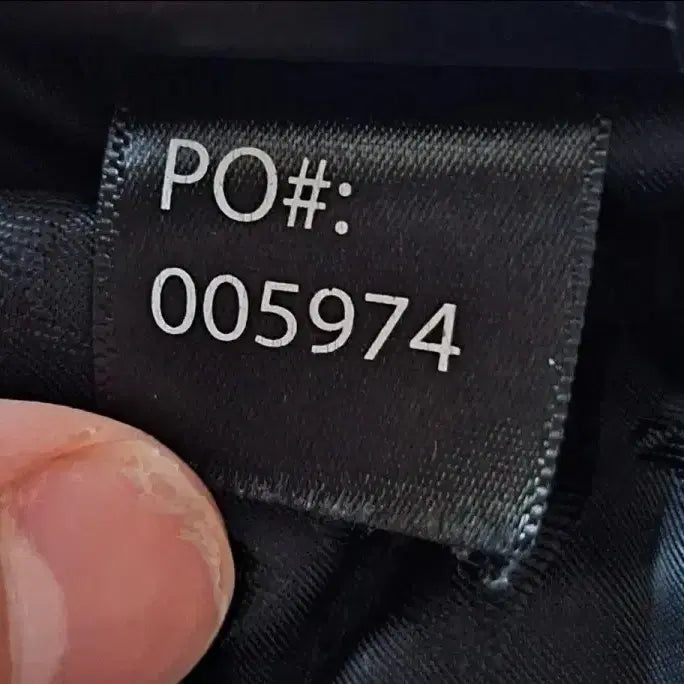 [BUNJANG] Moose Knuckles Bunny Sweater (S Size) / 정품 무스너클 버니스웨터s사이즈 급처