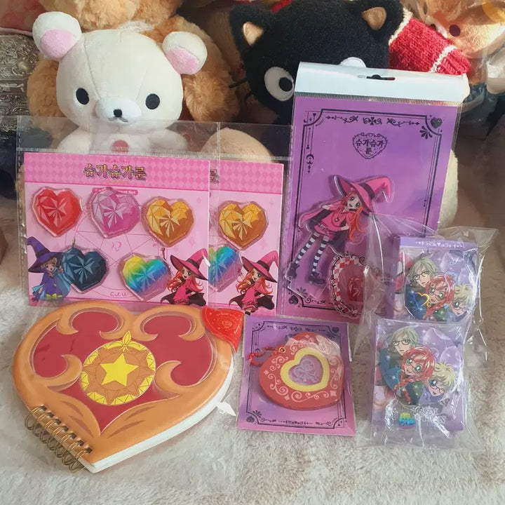 [BUNJANG] Sugar Sugar Rune Bundle Set - Pendant, Magnet, Acrylic Stand, Secret Badge / 슈가슈가룬 슈슈른 일괄 펜던트 마그넷 아크릴스탠드 마계통신북 시크릿 뱃지