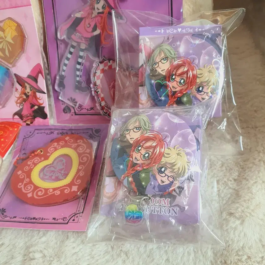 [BUNJANG] Sugar Sugar Rune Bundle Set - Pendant, Magnet, Acrylic Stand, Secret Badge / 슈가슈가룬 슈슈른 일괄 펜던트 마그넷 아크릴스탠드 마계통신북 시크릿 뱃지