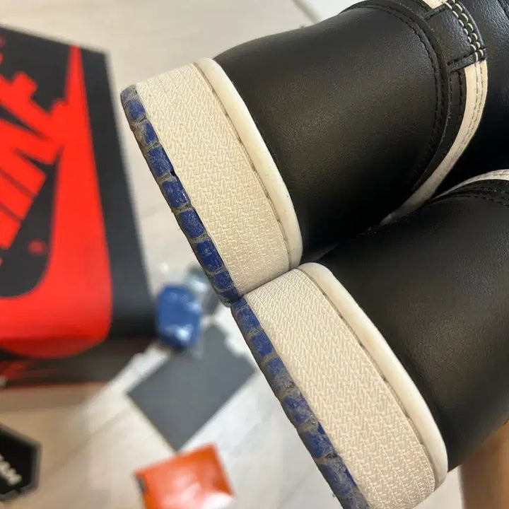 [BUNJANG] Nike Air Jordan 1 Royal Toe 265 / 나이키 에어조던1 로얄토 265