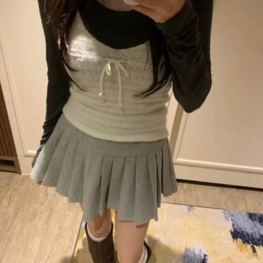 [SOLD OUT] 베르니 anne 그레이 플리츠 스커트 s(새상품)