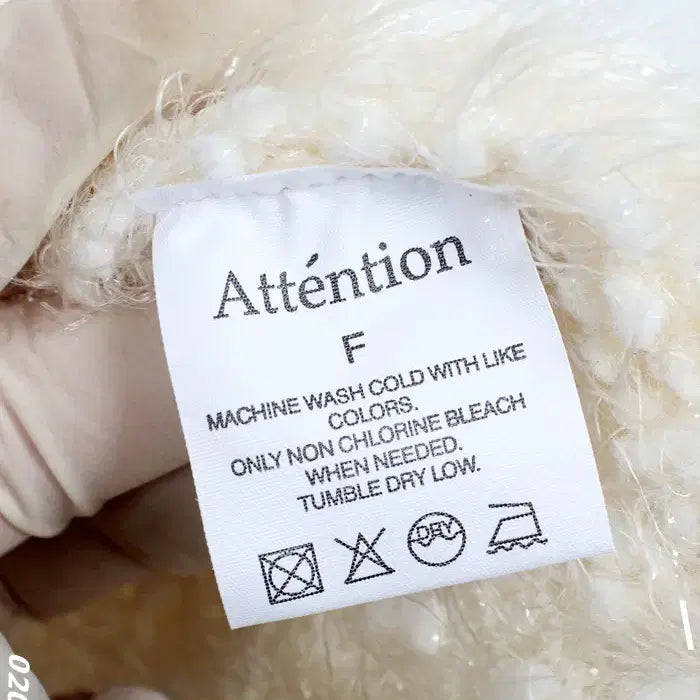 [BUNJANG] F Attention V-Neck Cardigan / 여성F/ 어텐션 뽀송뽀송 브이넥가디건