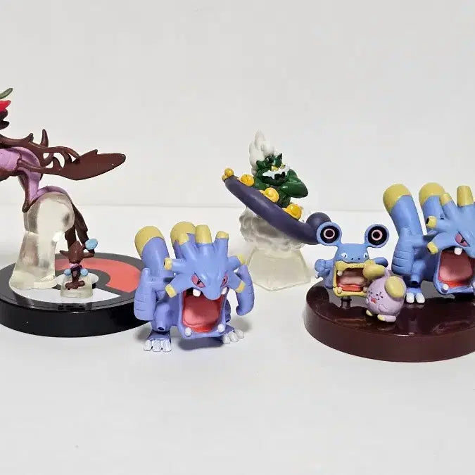 [BUNJANG] Pokemon Exploud Figure / 포켓몬스터 입체도감 폭음룡 계열 및 기타피규어 중고정품